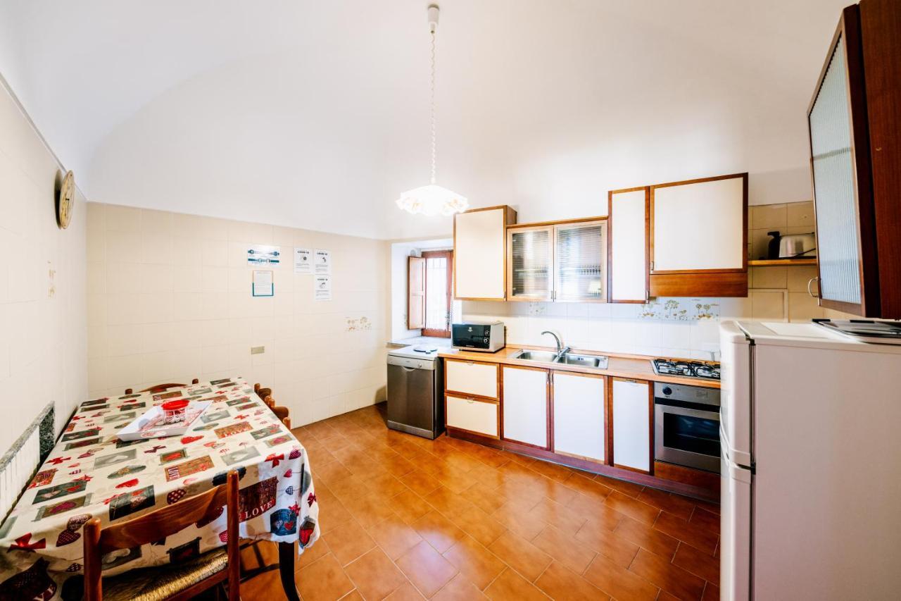 Appartamento Ilaria In Villa Laura สกาลา ภายนอก รูปภาพ